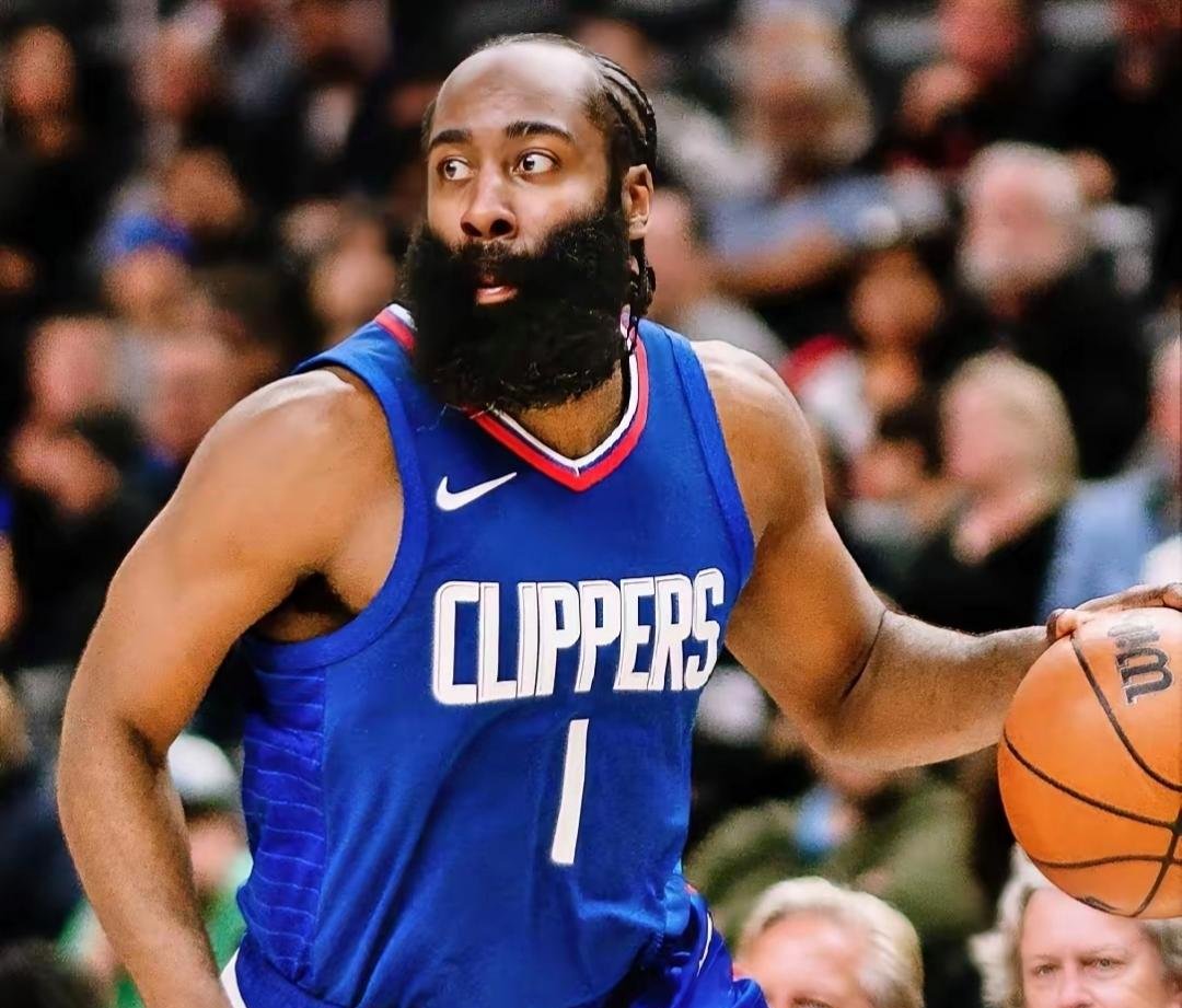 J9游戏官方网站包含从切尔西赛后扳平良机到哈登在勇士比赛中赛况扑朔迷离，窗口期马赛调整名单以备欧超杯的词条